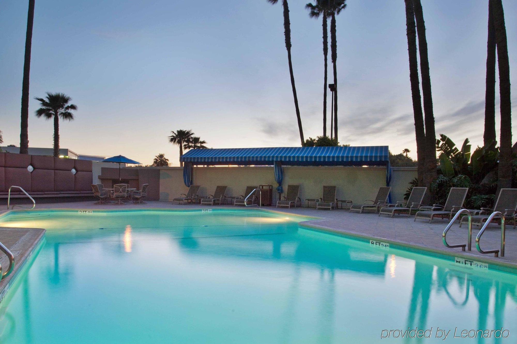 Holiday Inn Long Beach - Airport By Ihg Einrichtungen foto